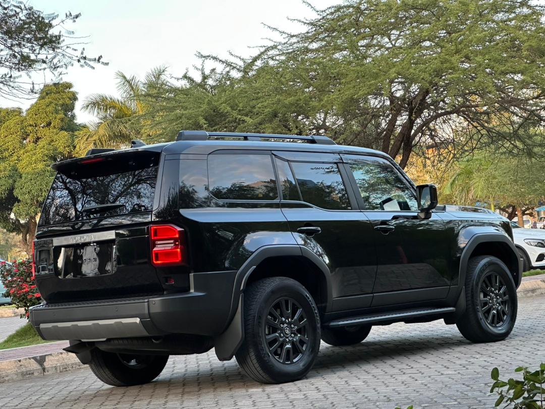 LANDCRUISER PRADO 250 SERIES thumbnail 3